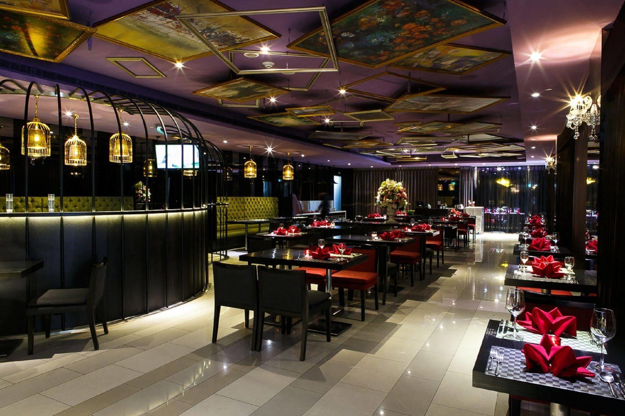 Fx Hotel Taipei Nanjing East Road Branch Exteriör bild